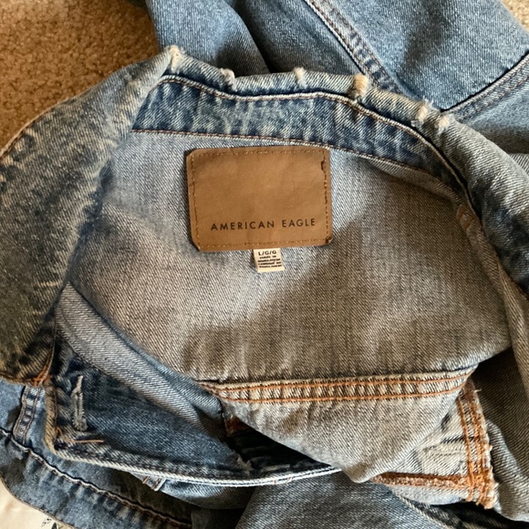 American Eagle women’s Jean jacket. Size large - Picture 5 of 6